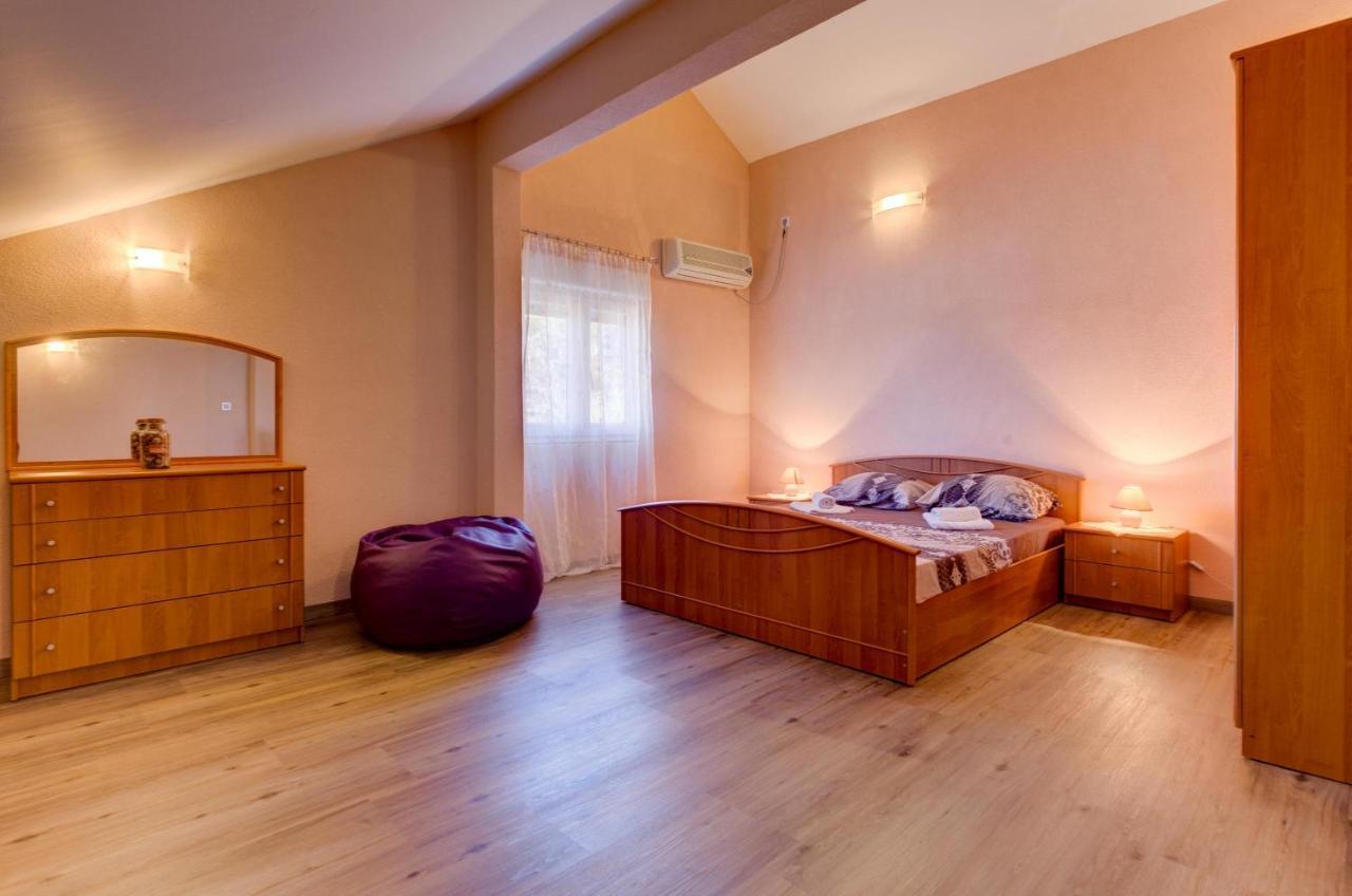 Apartments Vesna Tivat Zewnętrze zdjęcie