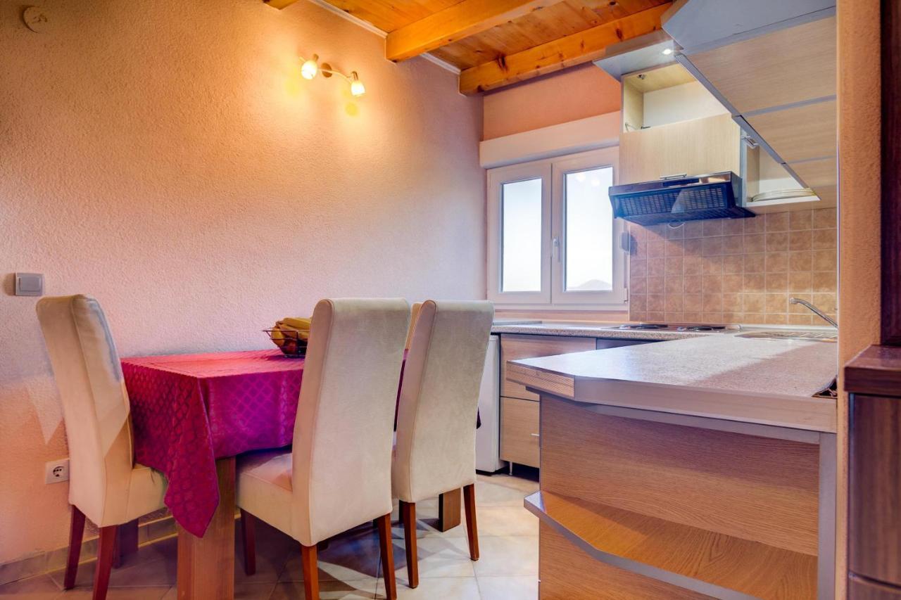 Apartments Vesna Tivat Zewnętrze zdjęcie