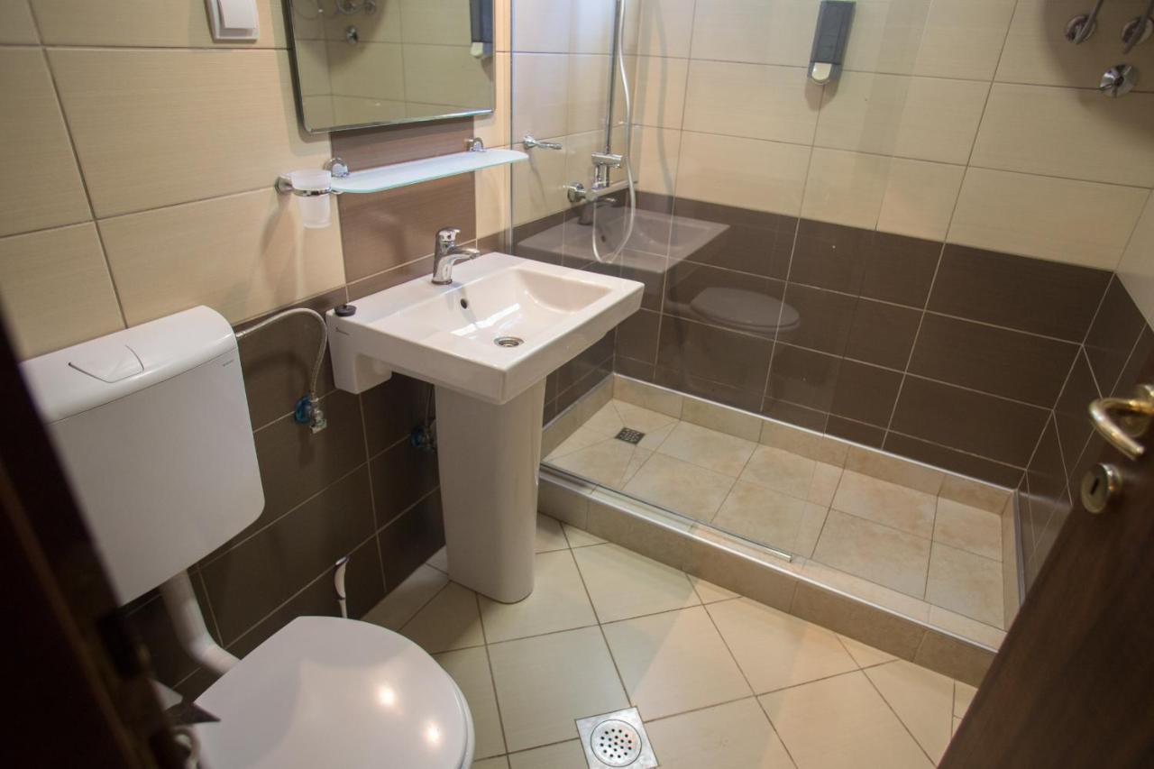 Apartments Vesna Tivat Zewnętrze zdjęcie
