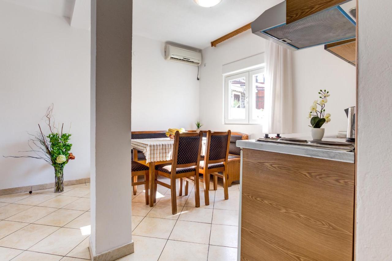 Apartments Vesna Tivat Zewnętrze zdjęcie