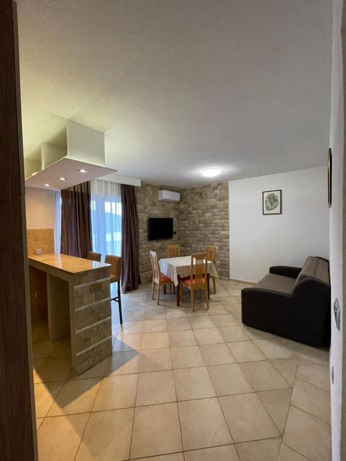 Apartments Vesna Tivat Zewnętrze zdjęcie